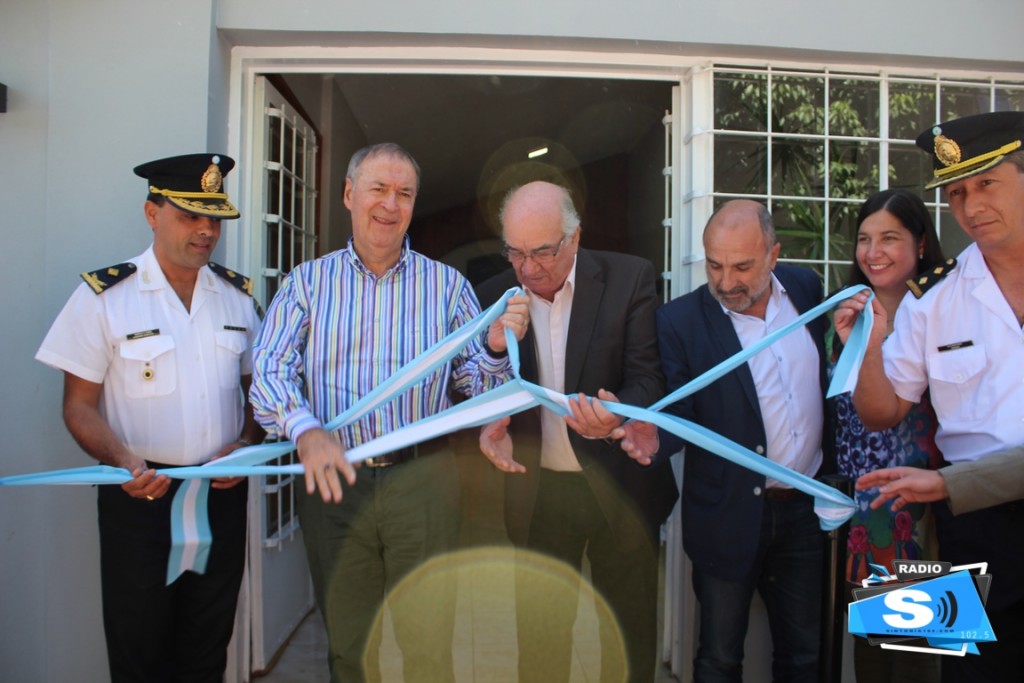 El gobernador Juan Schiaretti visitó Monte Maíz trayendo dinero para el Hospital