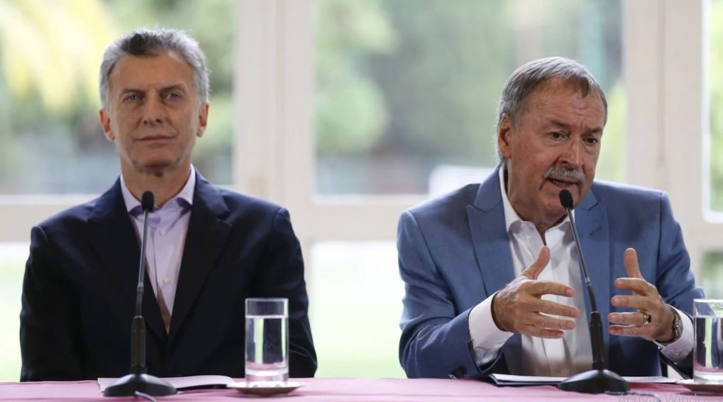 Schiaretti viaja hoy a la Rosada: Macri busca sumar apoyo con el FMI
