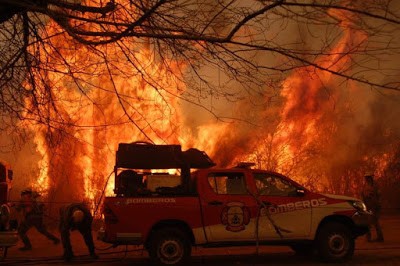 Viviendas quemadas y 150 evacuados en el peor incendio de los últimos años