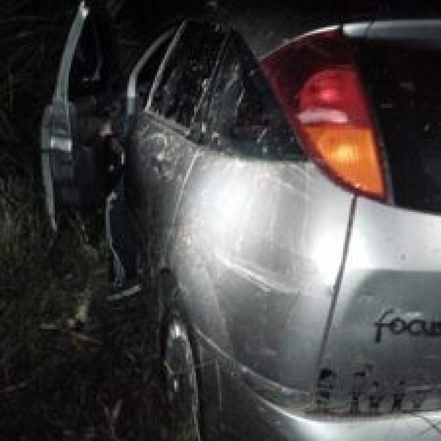 Leones: Despiste en solitario de un automóvil en ruta 9