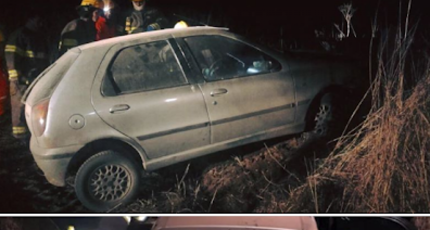 NOETINGER: DESPISTE EN SOLITARIO DE UN AUTO EN CAMINO RURAL