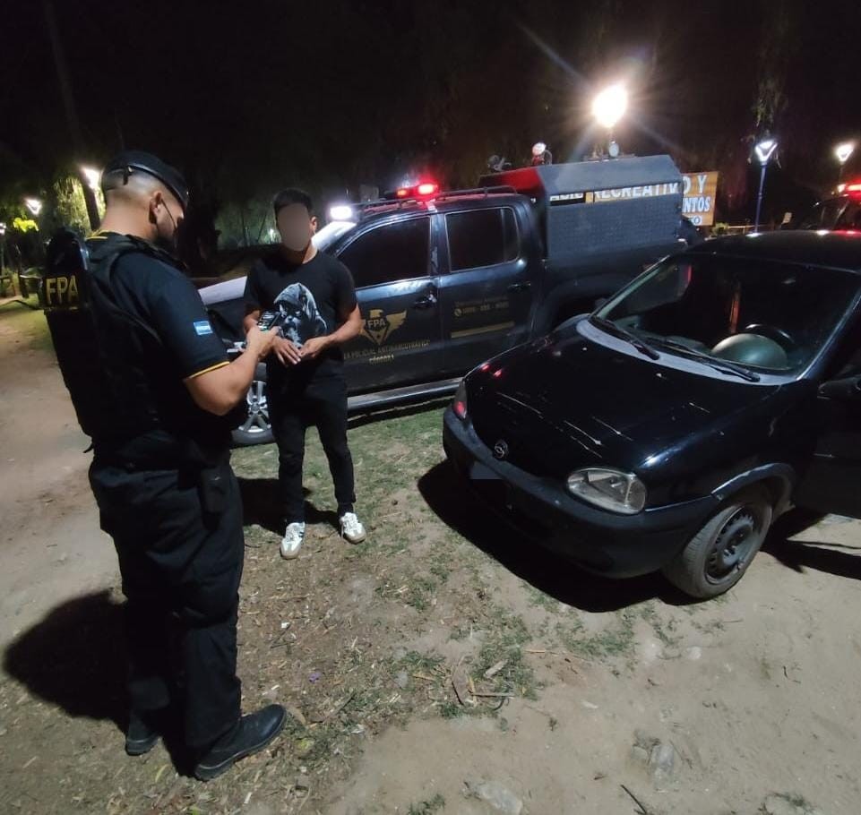PATRULLAJE INTERFUERZA: FPA DETUVO A UN SUJETO Y SECUESTRÓ DROGAS EN SAN JAVIER Y YACANTO